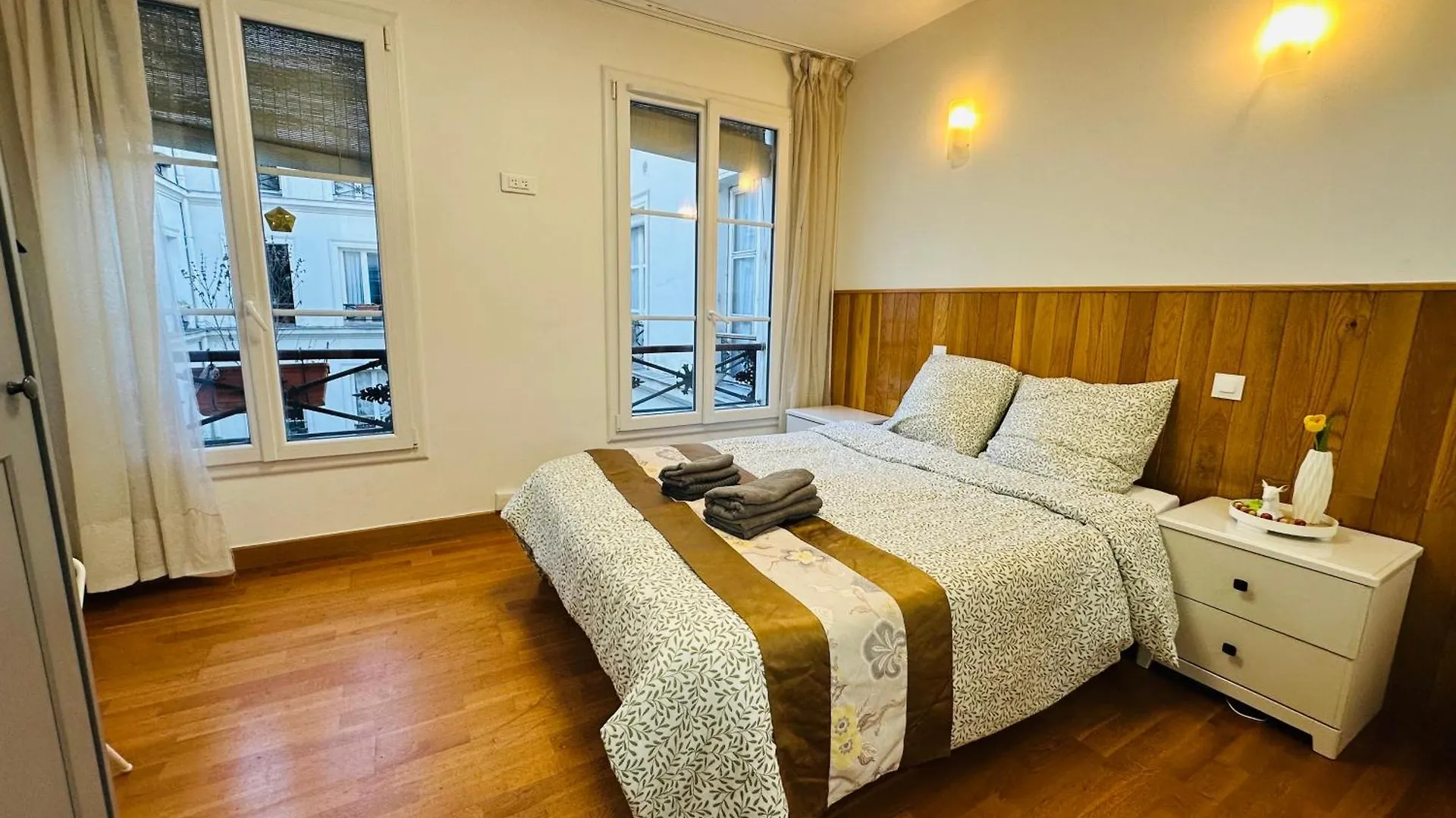 Dream Dwell Paris - Designer Flat Near Marais District Apartment